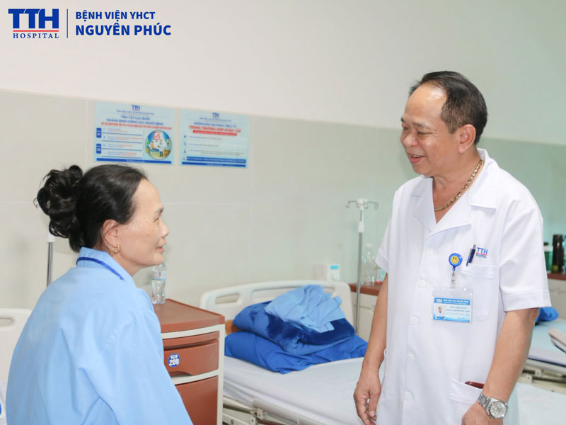 Bệnh viện YHCT Nguyên Phúc - Nơi người bệnh được chăm sóc toàn diện cả thể chất và tinh thần