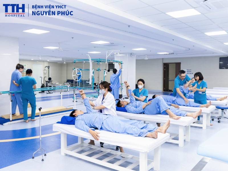 Điều trị và phục hồi chấn thương thể thao tại Bệnh viện YHCT Nguyên Phúc