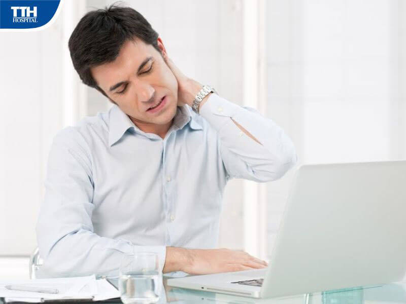 Lý giải nguyên nhân đau vai gáy từ góc nhìn của Y học cổ truyền