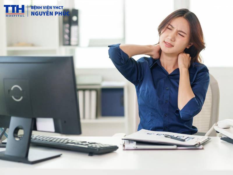 Nguyên nhân gây Hội chứng cổ vai cánh tay