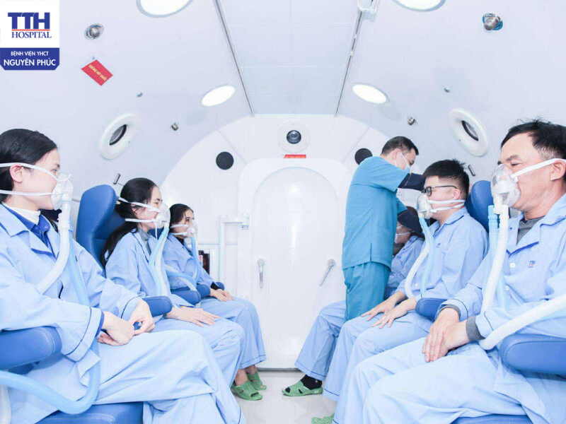 Oxy cao áp tại Bệnh viện YHCT Nguyên Phúc luôn được áp dụng theo quy trình hiệu quả
