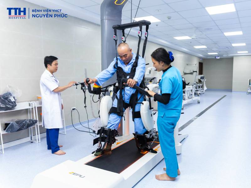 Phục hồi chức năng sau đột quỵ tại Bệnh viện Y học cổ truyền Nguyên Phúc