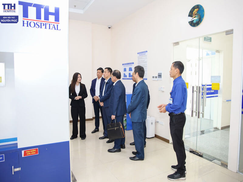 Tham quan hệ thống trung tâm chuyên môn trọng điểm