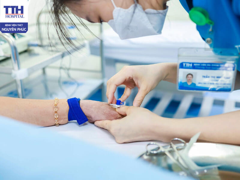 Thời gian thực hiện laser nội mạch thực hiện bao lâu?