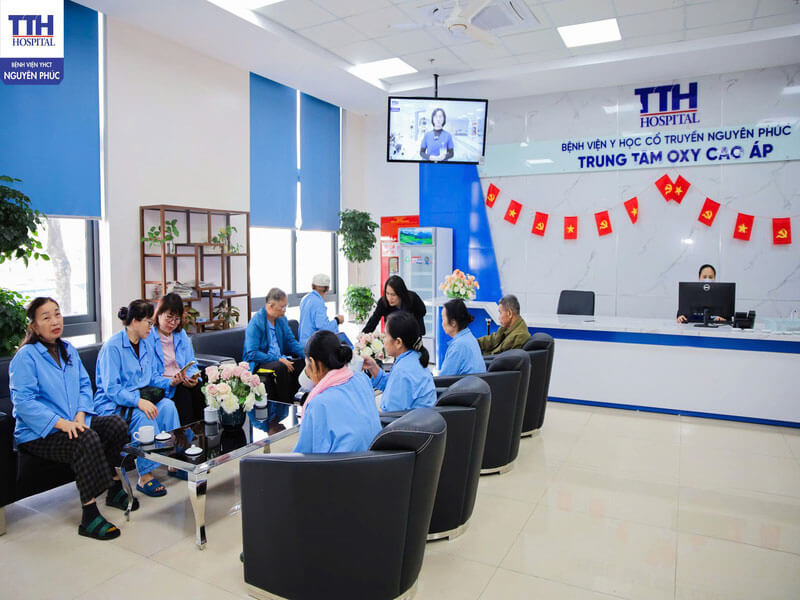 Vì sao nên lựa chọn Oxy Cao áp tại Bệnh viện YHCT Nguyên Phúc