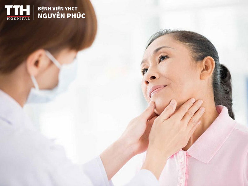 Vì sao phục hồi chức năng đóng vai trò quan trọng sau điều trị ung thư tuyến giáp?